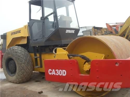 Dynapac CA 30 D Cilindros Compactadores monocilíndricos