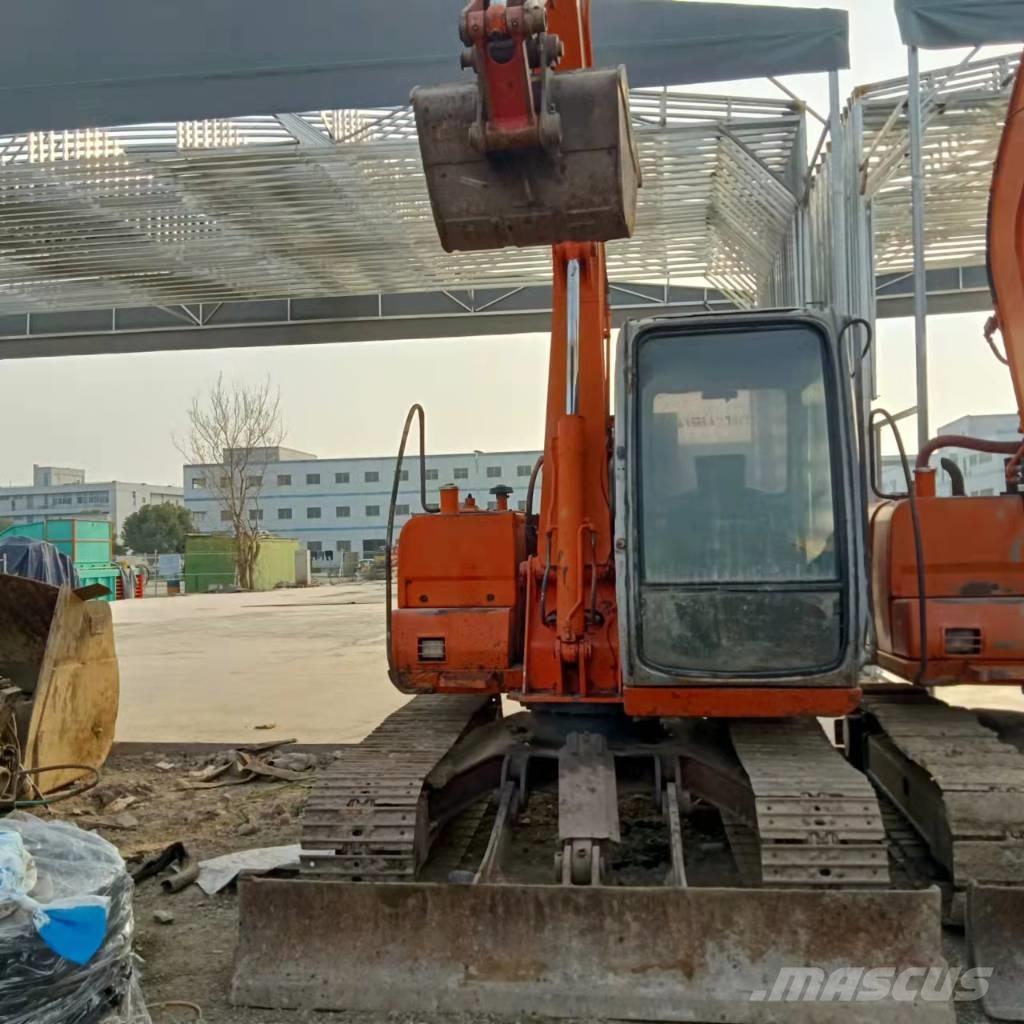 Hitachi EX60-5 Mini Escavadoras <7t
