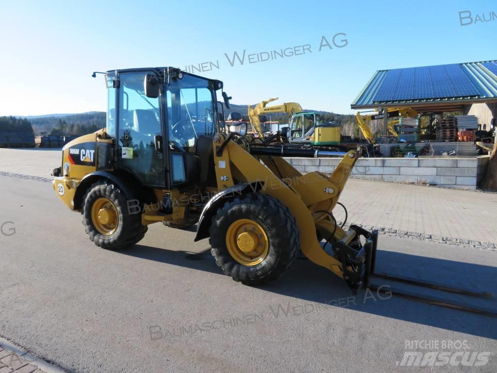 CAT 906M Pás carregadoras de rodas