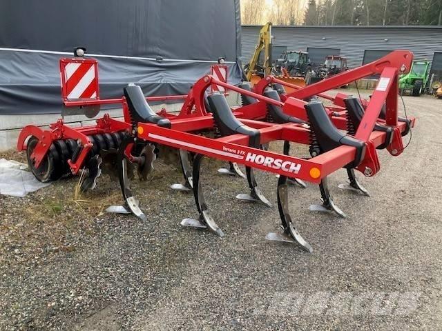Horsch Terrano 3 FX Cultivadoras