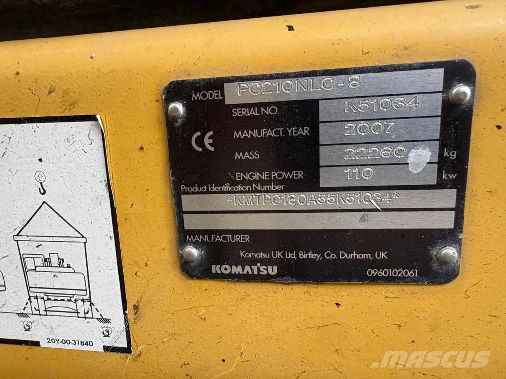 Komatsu PC210LC-8 Escavadoras de rastos