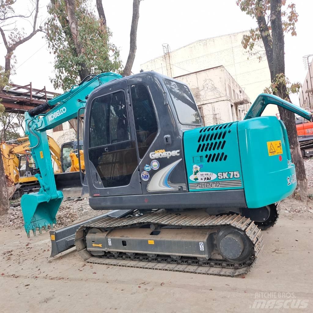 Kobelco SK75 Escavadoras Midi 7t - 12t
