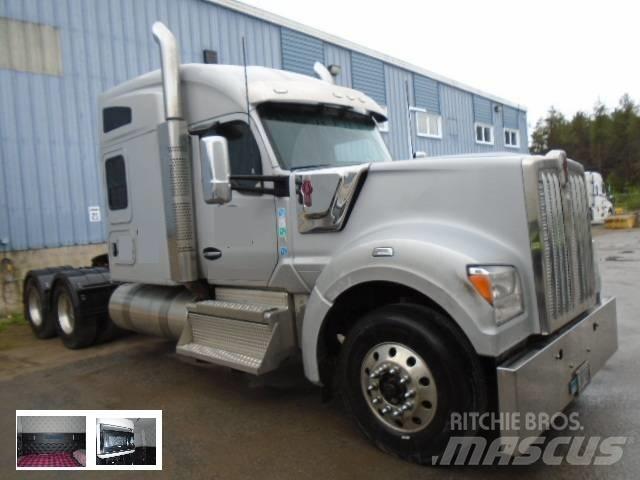 Kenworth W 990 Tractores (camiões)