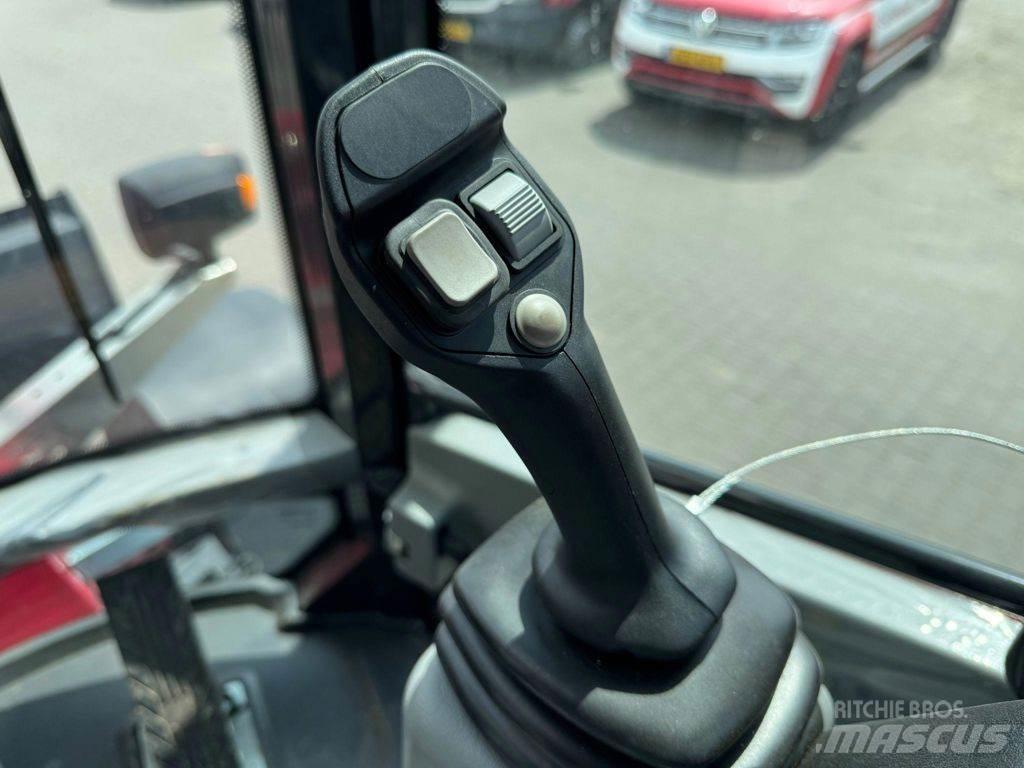 Yanmar V120 Pás carregadoras de rodas