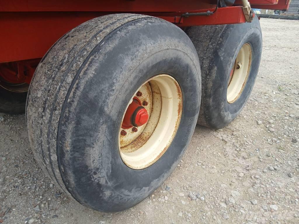 Beco super 1200 Reboques Agrícolas basculantes