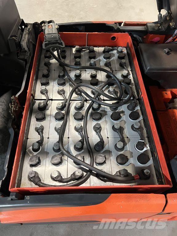 Linde E16C-02 Empilhadores eléctricos