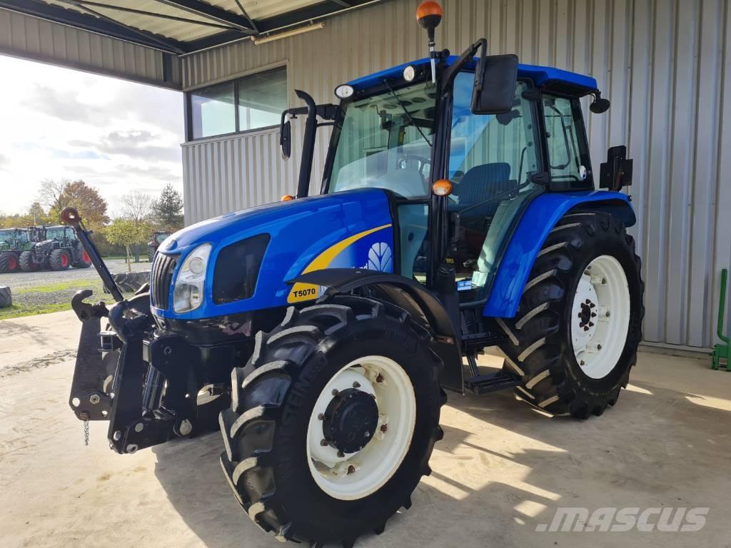 New Holland T 5070 Tratores Agrícolas usados