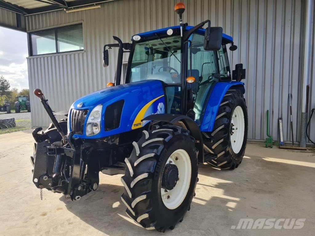 New Holland T 5070 Tratores Agrícolas usados