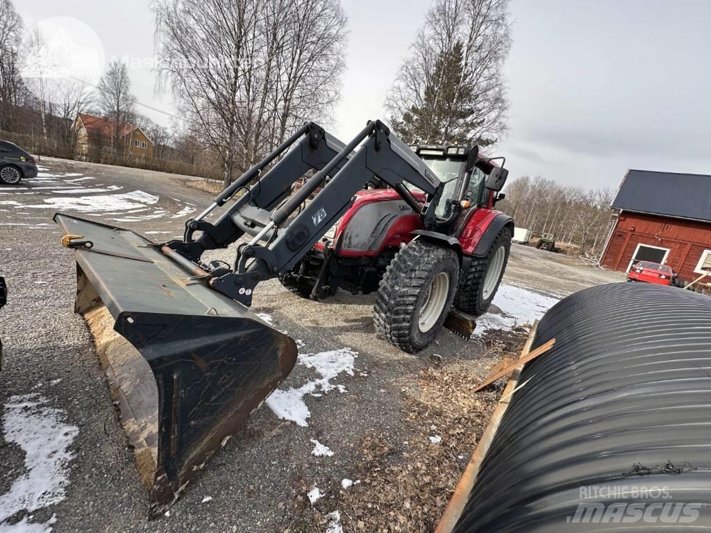 Valtra T 202 Tratores Agrícolas usados