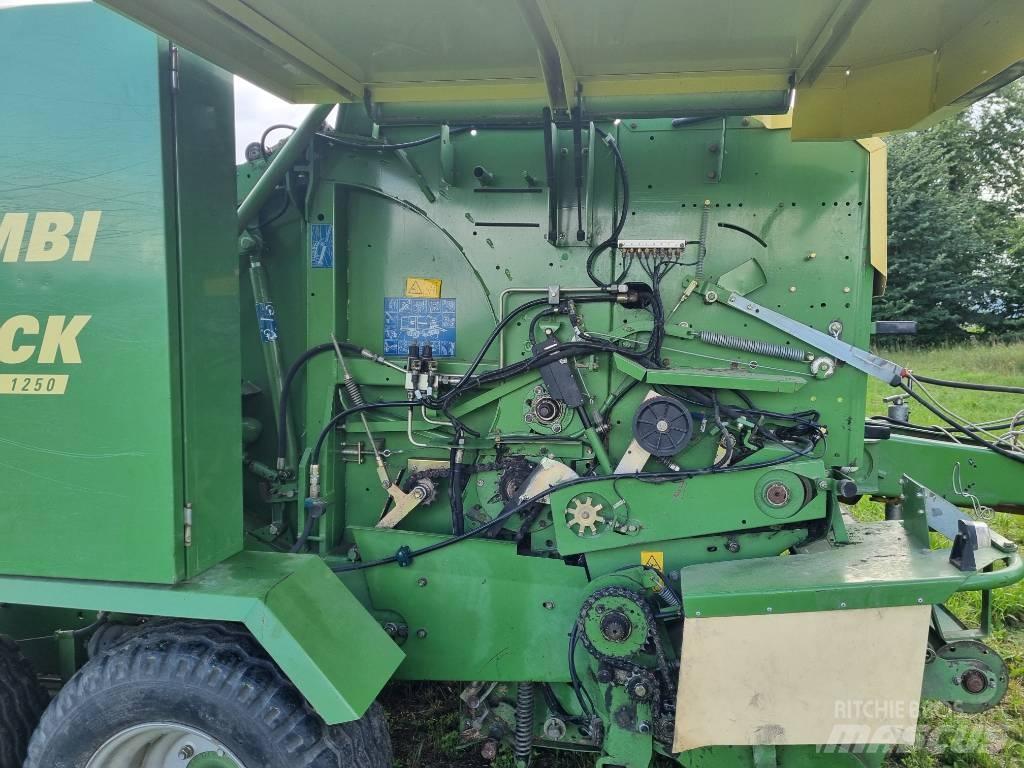 Krone Comprima F125 Enfardadeira de rolos
