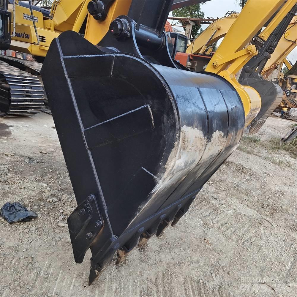 Sany SY 215 C Escavadoras de rastos