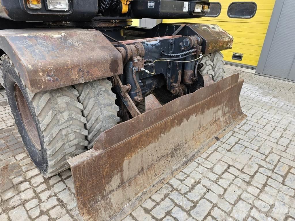 Hyundai R140W-7A Escavadoras de rodas