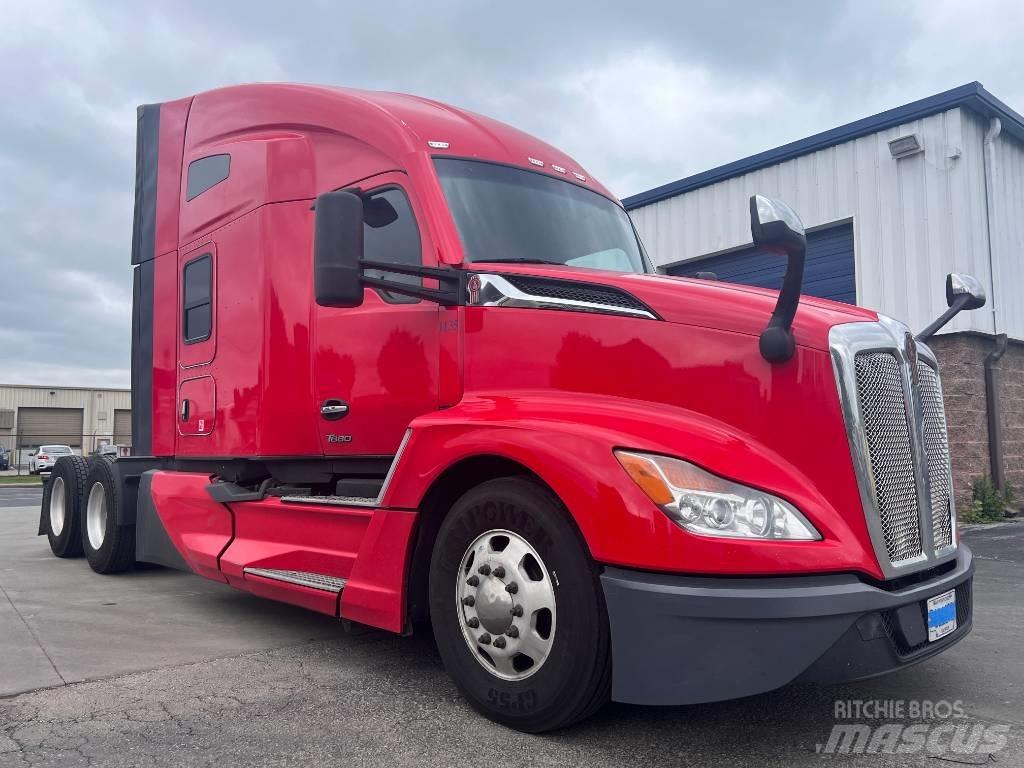 Kenworth T 680 Tractores (camiões)