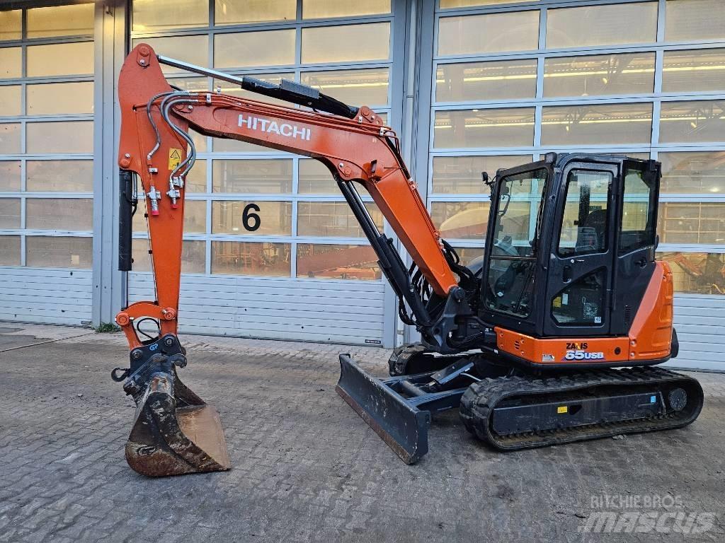 Hitachi ZX65USB-6 Mini Escavadoras <7t