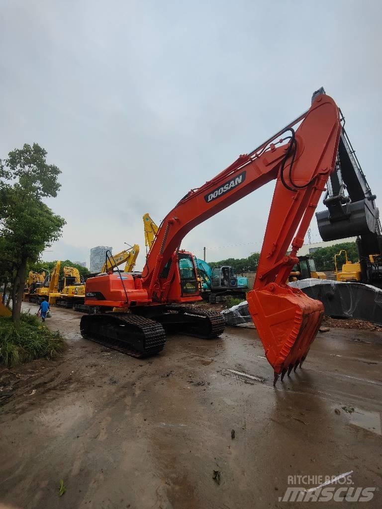 Doosan 220 LC-7 Escavadoras de rastos