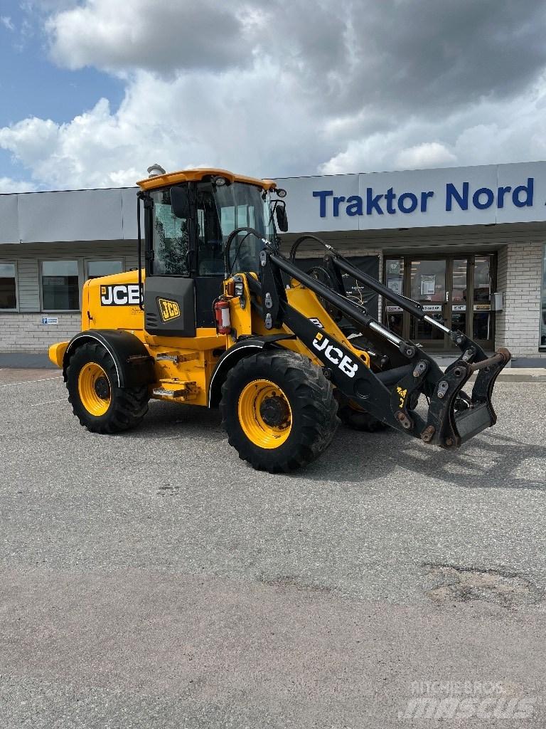 JCB 411 HT 6400 Tim Pás carregadoras de rodas