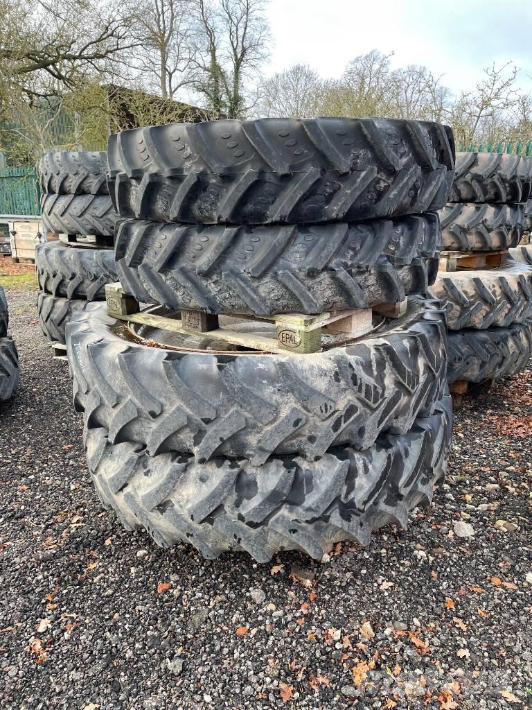 Mitas SET OF WHEELS Pneus Agrícolas