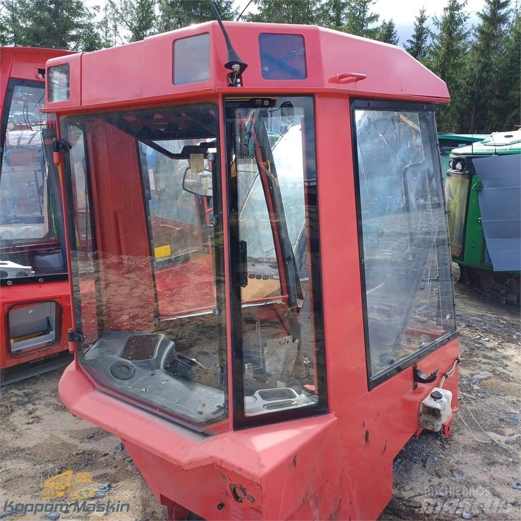 Valmet 941 Cabines e interior