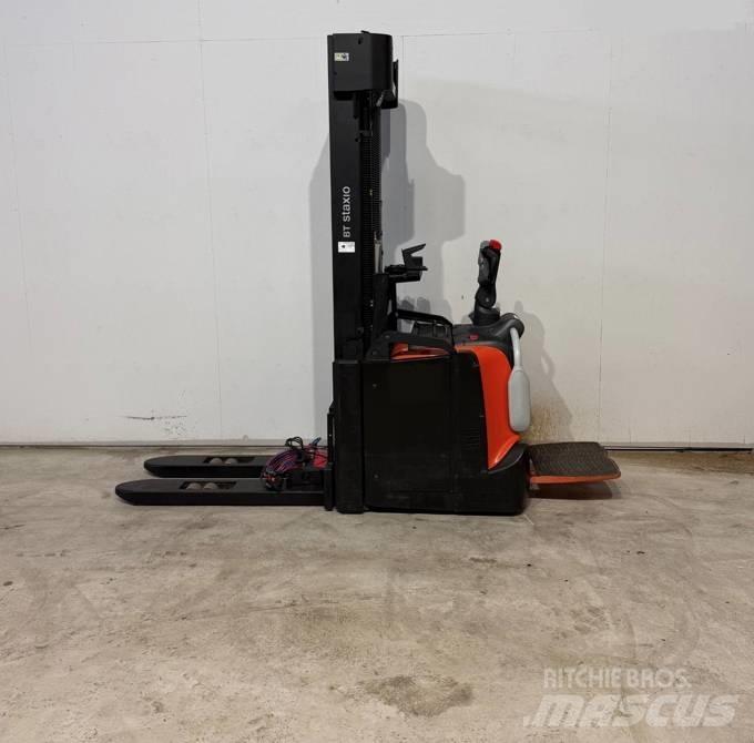BT truck SPE 140L Empilhador para operador externo