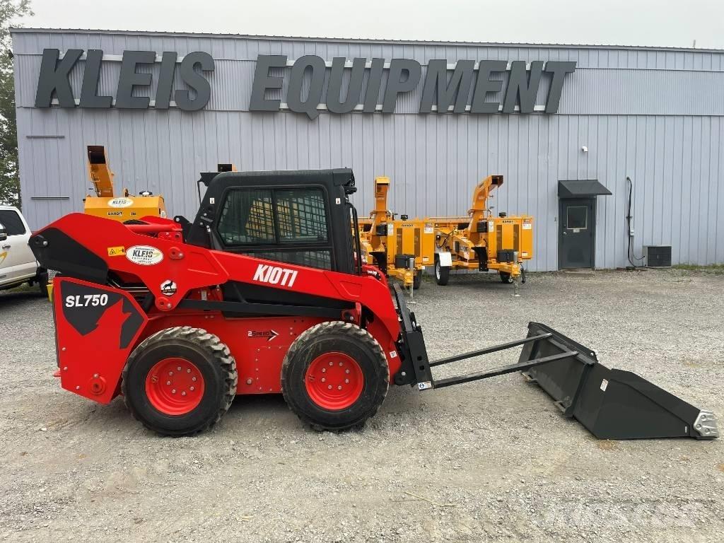 Kioti SL750 Carregadoras de direcção deslizante