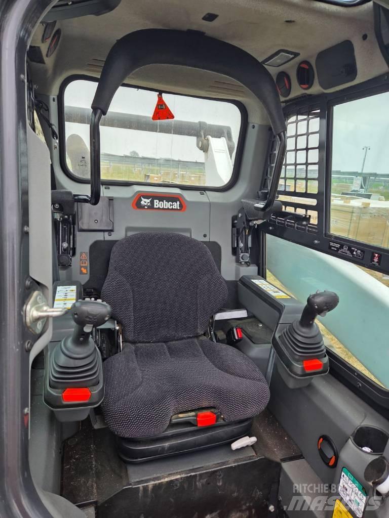 Bobcat T 76 Carregadoras de direcção deslizante