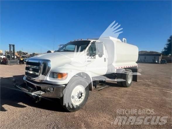 Ford F750 Camiões-cisterna