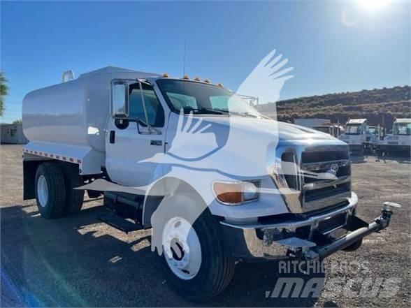 Ford F750 Camiões-cisterna