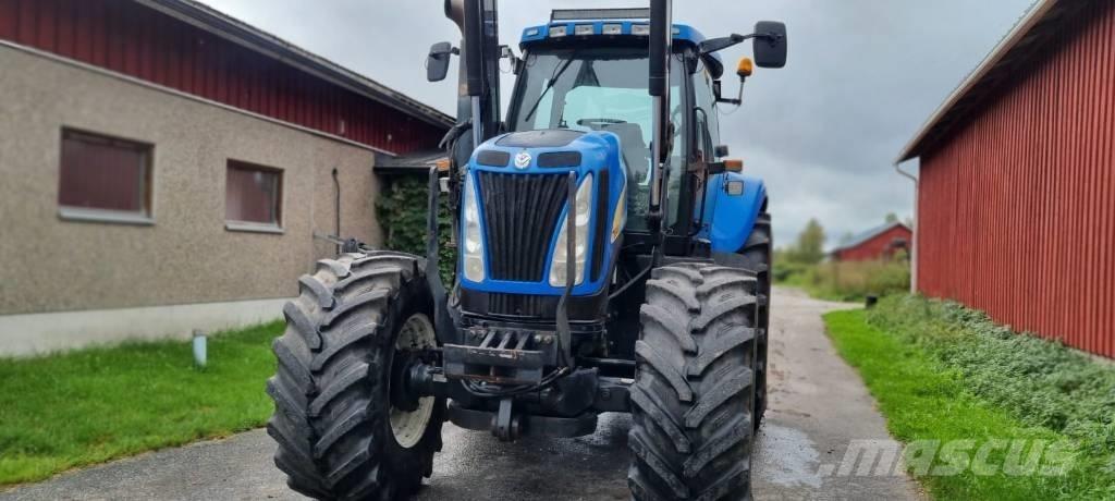 New Holland T 8040 Tratores Agrícolas usados