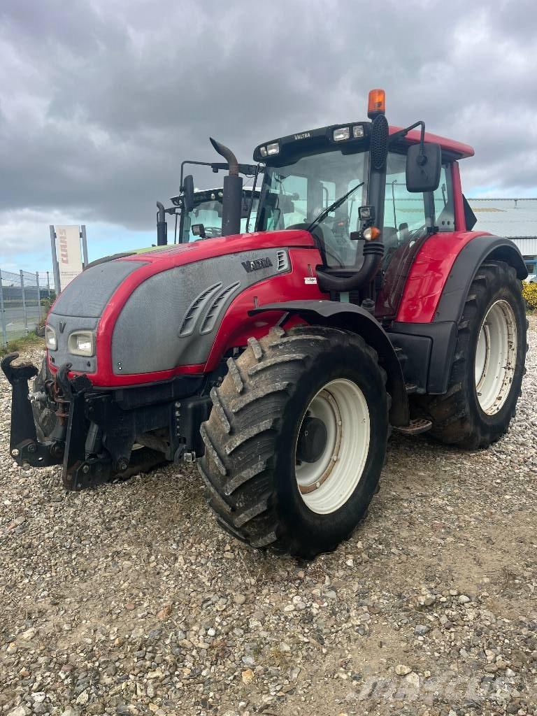 Valtra T 202 D Tratores Agrícolas usados