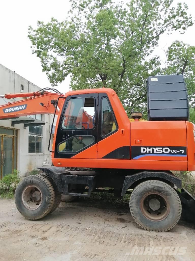 Doosan DH 150 W-7 Escavadoras de rastos