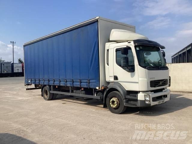 Volvo FL 240 Camiões caixa cortinas laterais