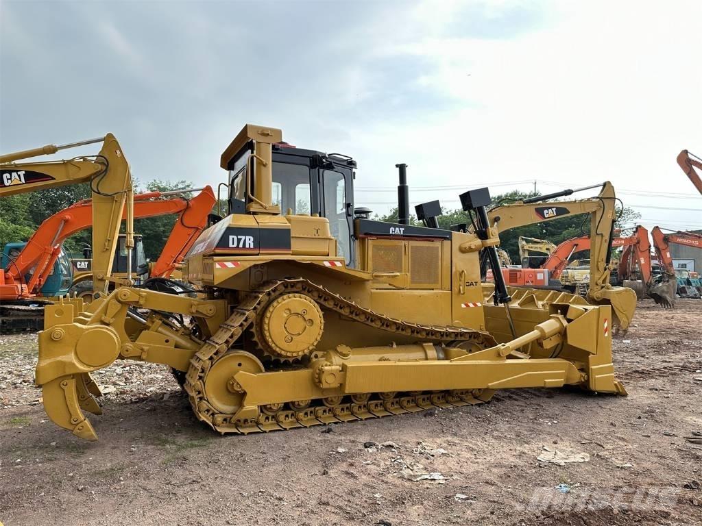 CAT D7R Dozers - Tratores rastos