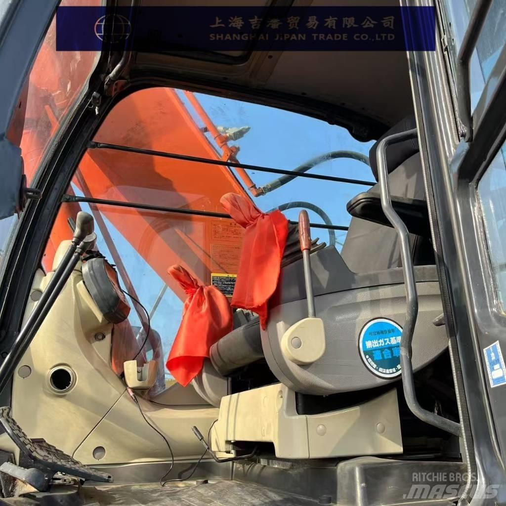 Hitachi ZX 240 Escavadoras de rastos