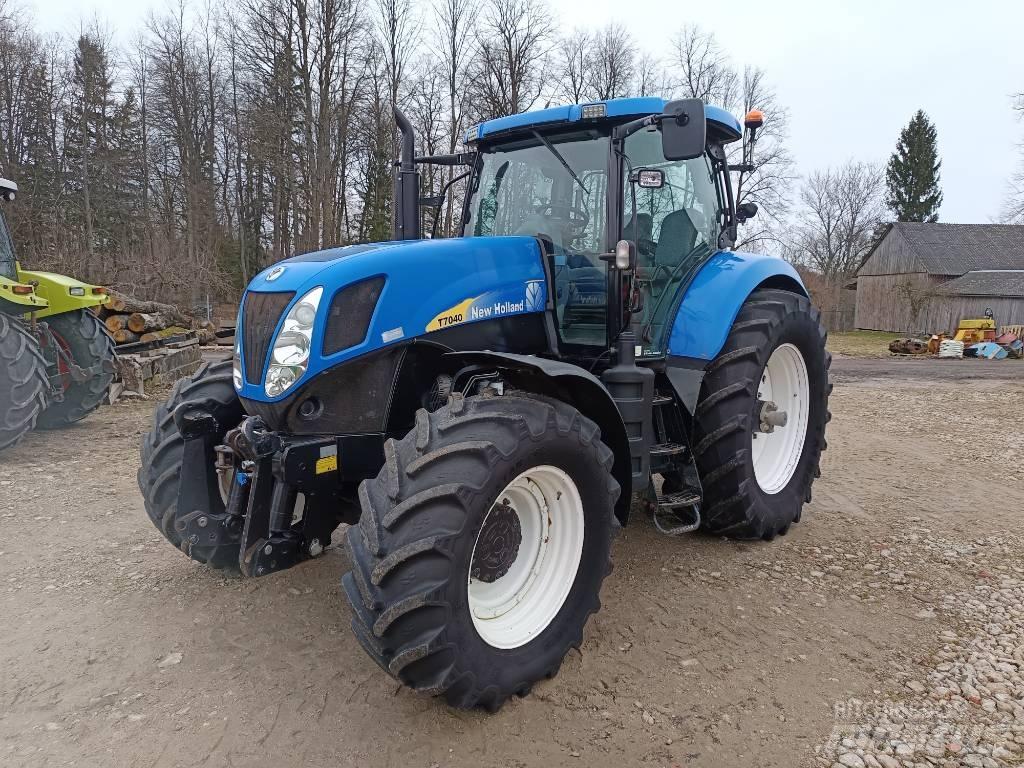 New Holland T7040 Tratores Agrícolas usados