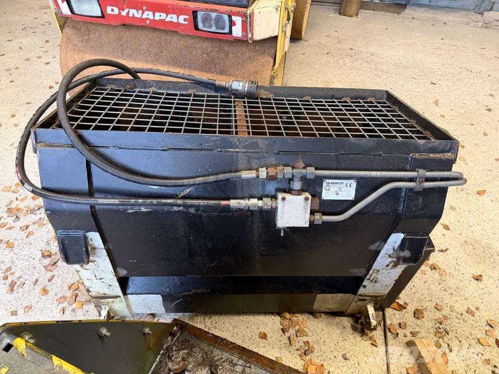 Vila Hiekoitin Acessórios para tractores compactos