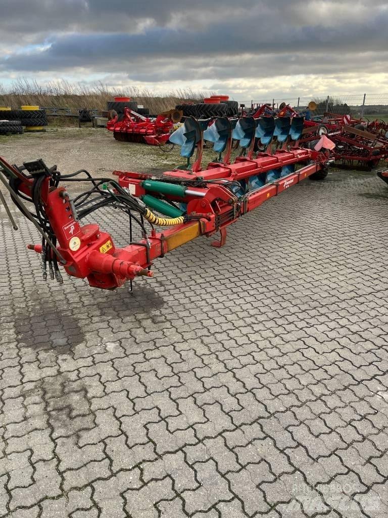 Kverneland PB100 Charruas reversíveis