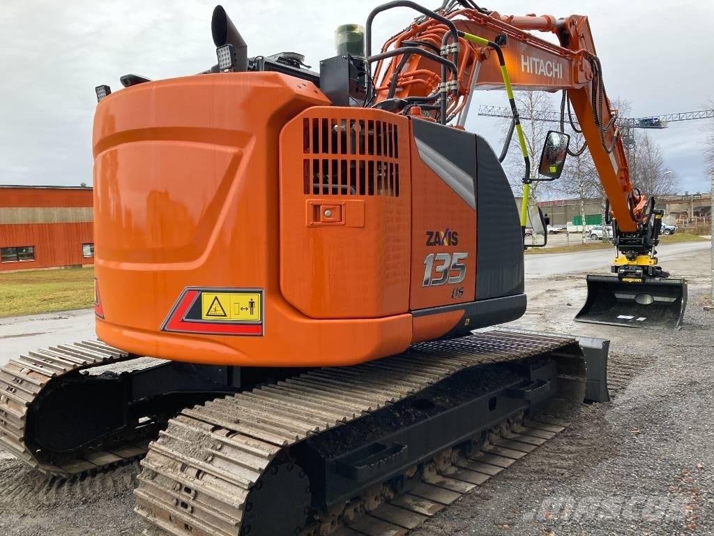 Hitachi ZX 135 US-7 Escavadoras de rastos