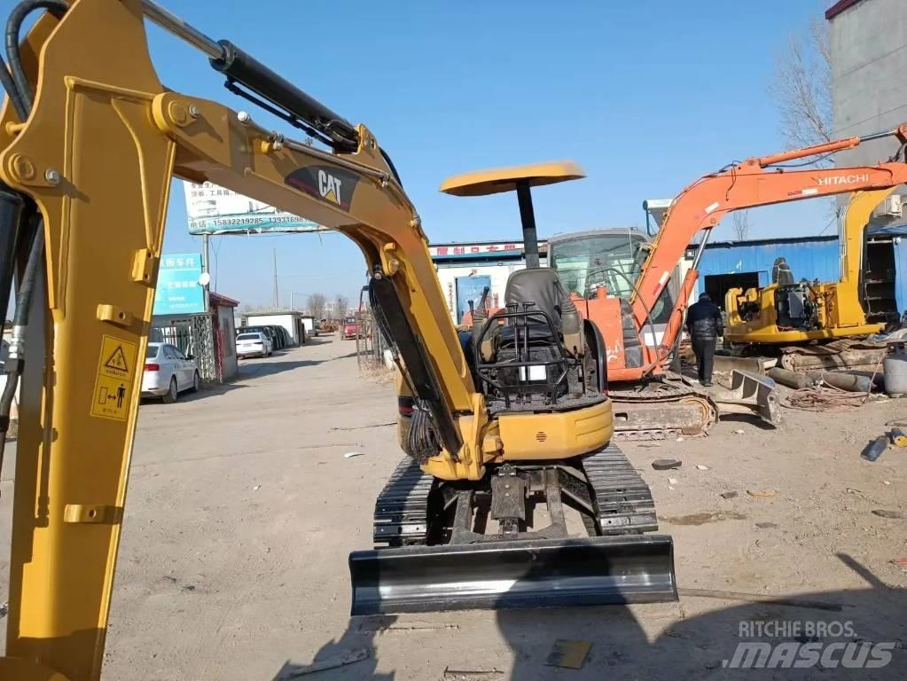 CAT 303 CR Mini Escavadoras <7t