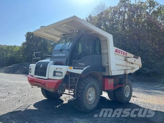 Astra RD32C Camiőes dumper basculantes rígidos