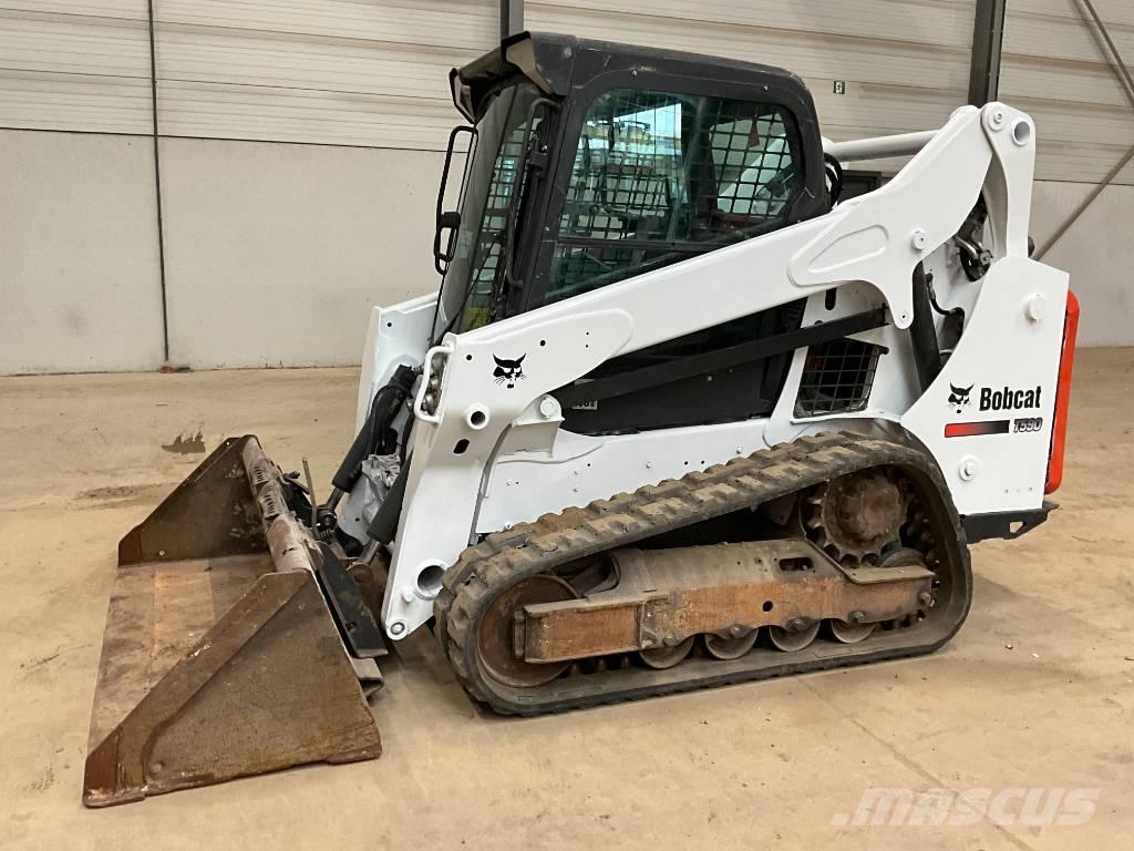 Bobcat T 590 Carregadoras de direcção deslizante