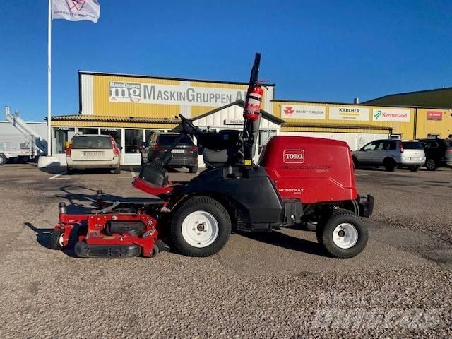 Toro 4000 Corta-Relvas Riders