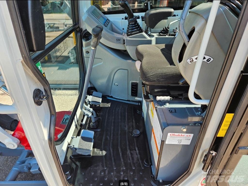 Takeuchi TB 216 Mini Escavadoras <7t