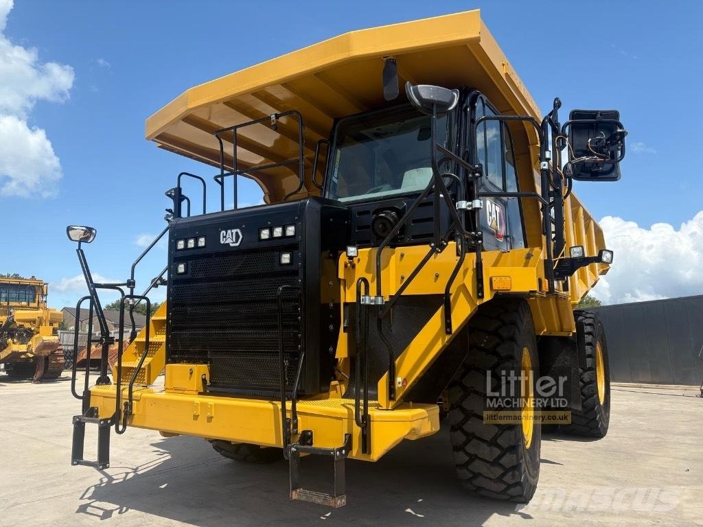 CAT 775 G Camiőes dumper basculantes rígidos