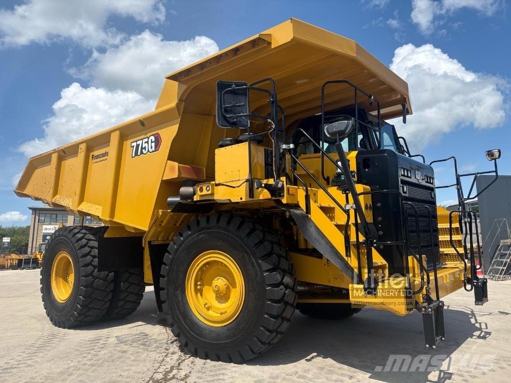 CAT 775 G Camiőes dumper basculantes rígidos