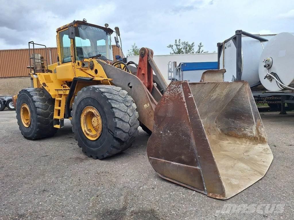 Volvo L220D Pás carregadoras de rodas