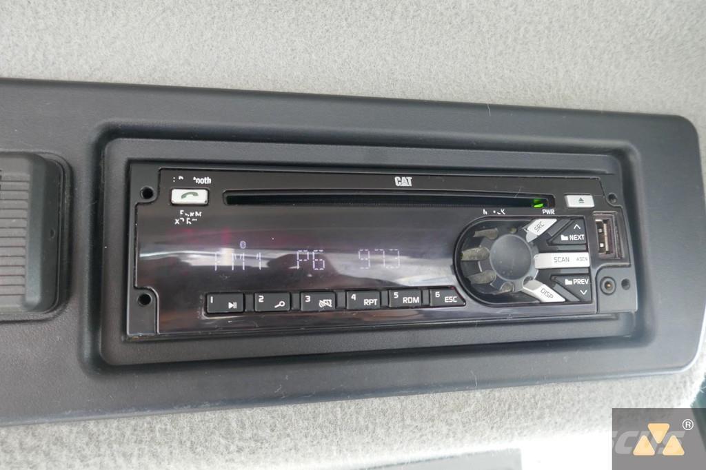 CAT 966M Pás carregadoras de rodas