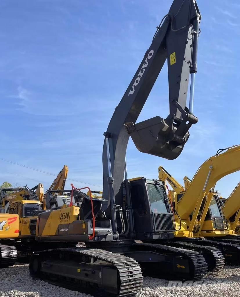 Volvo 240 Escavadoras de rastos