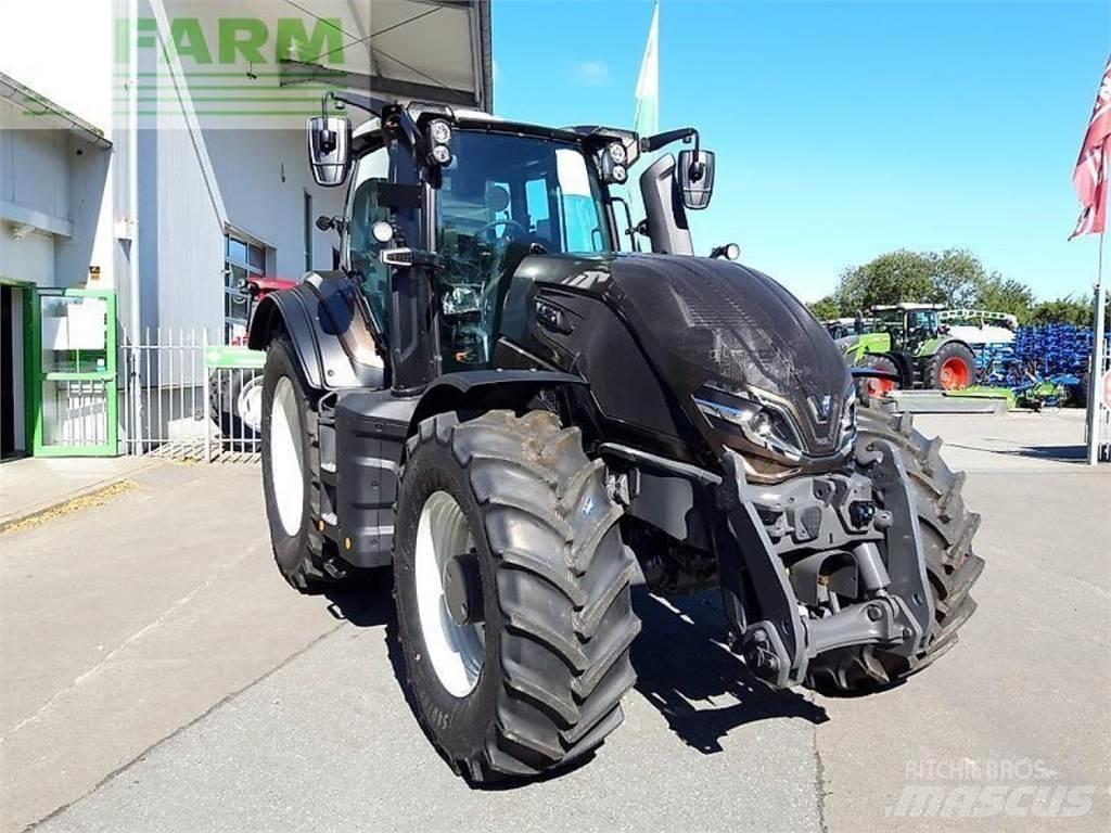 Valtra q265 Tratores Agrícolas usados