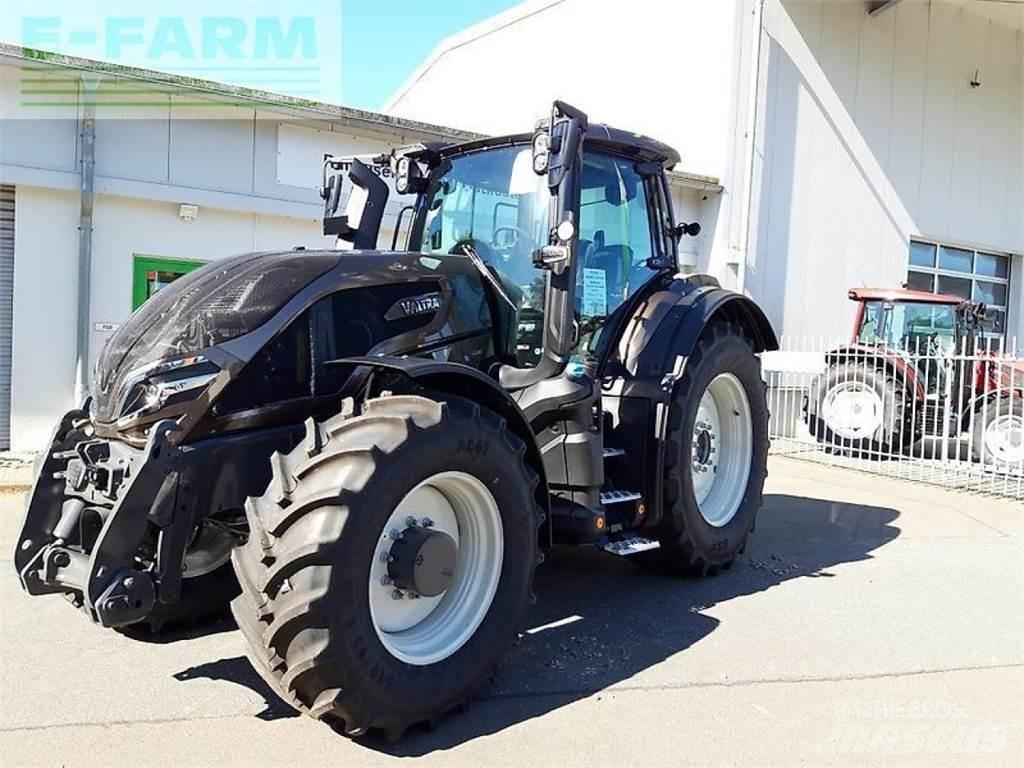 Valtra q265 Tratores Agrícolas usados