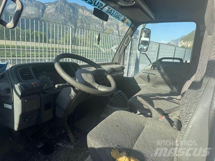 Isuzu 15.75 Carrinhas caixa basculante
